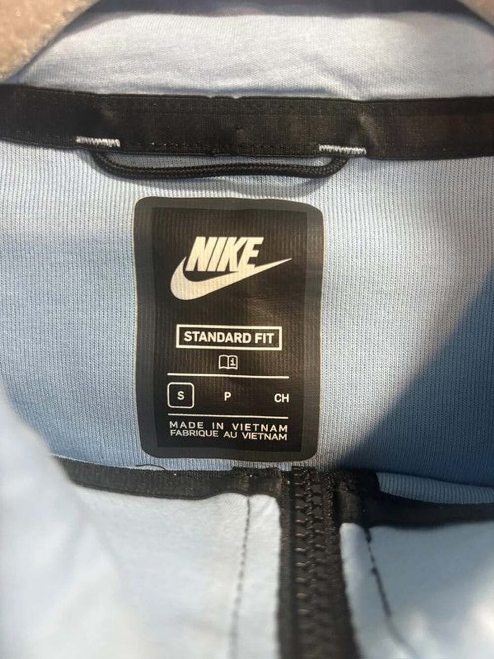 Nike tech - Picture 2 of 3